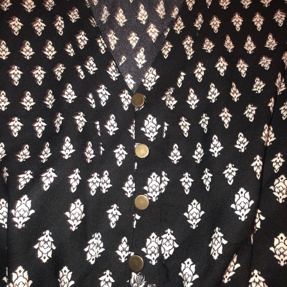 Boho Chic Patterned Romper - Picture 5 of 5